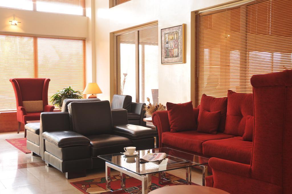 Protea Hotel Asokoro Абуджа Экстерьер фото